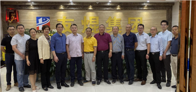 湖北宜昌市住建局、夷陵區(qū)政府等領(lǐng)導(dǎo)一行蒞臨我集團考察指導(dǎo)工作