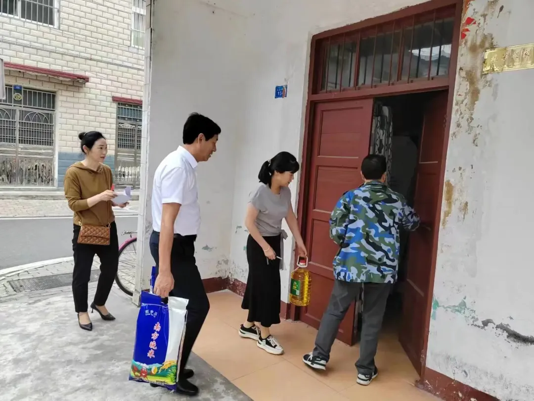 黨建引領(lǐng)聚合力 喜迎中秋話團(tuán)圓 友焜集團(tuán)舉行暖心活動(dòng)